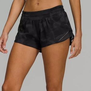 Lululemon Hotty Hot 2.5’